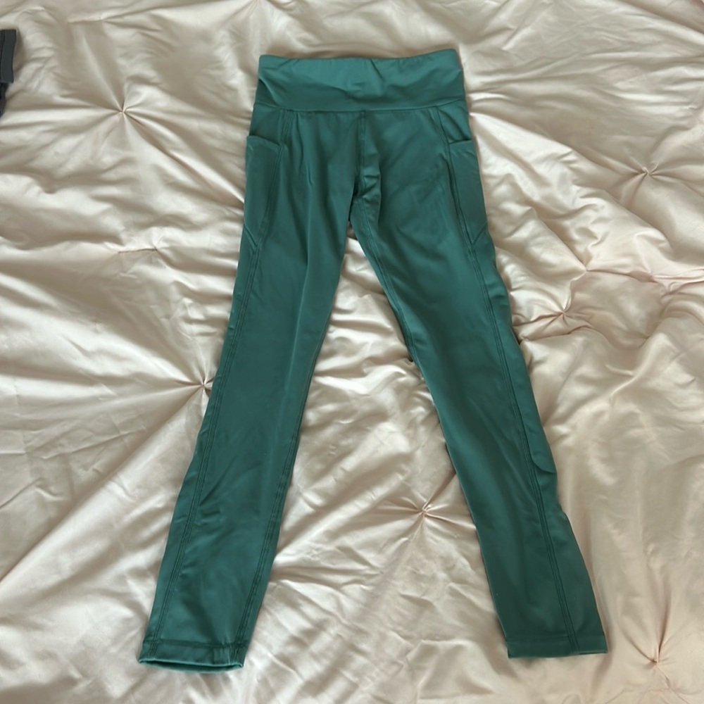 Green Aeropostale leggings yoga pants size small